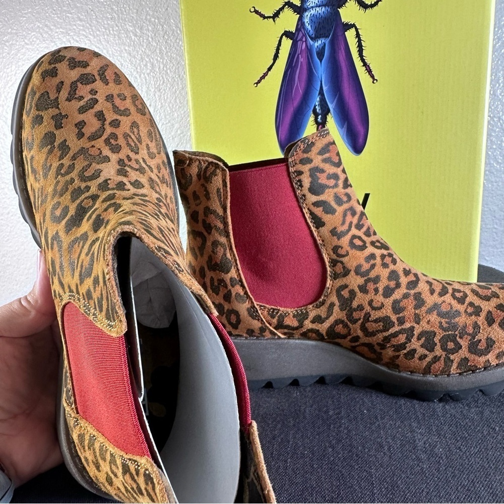FLY London Women's Salv Cheetah Leather Chelsea Ankle Boots Size 6-6.5US / 37EU - Picture 5 of 6